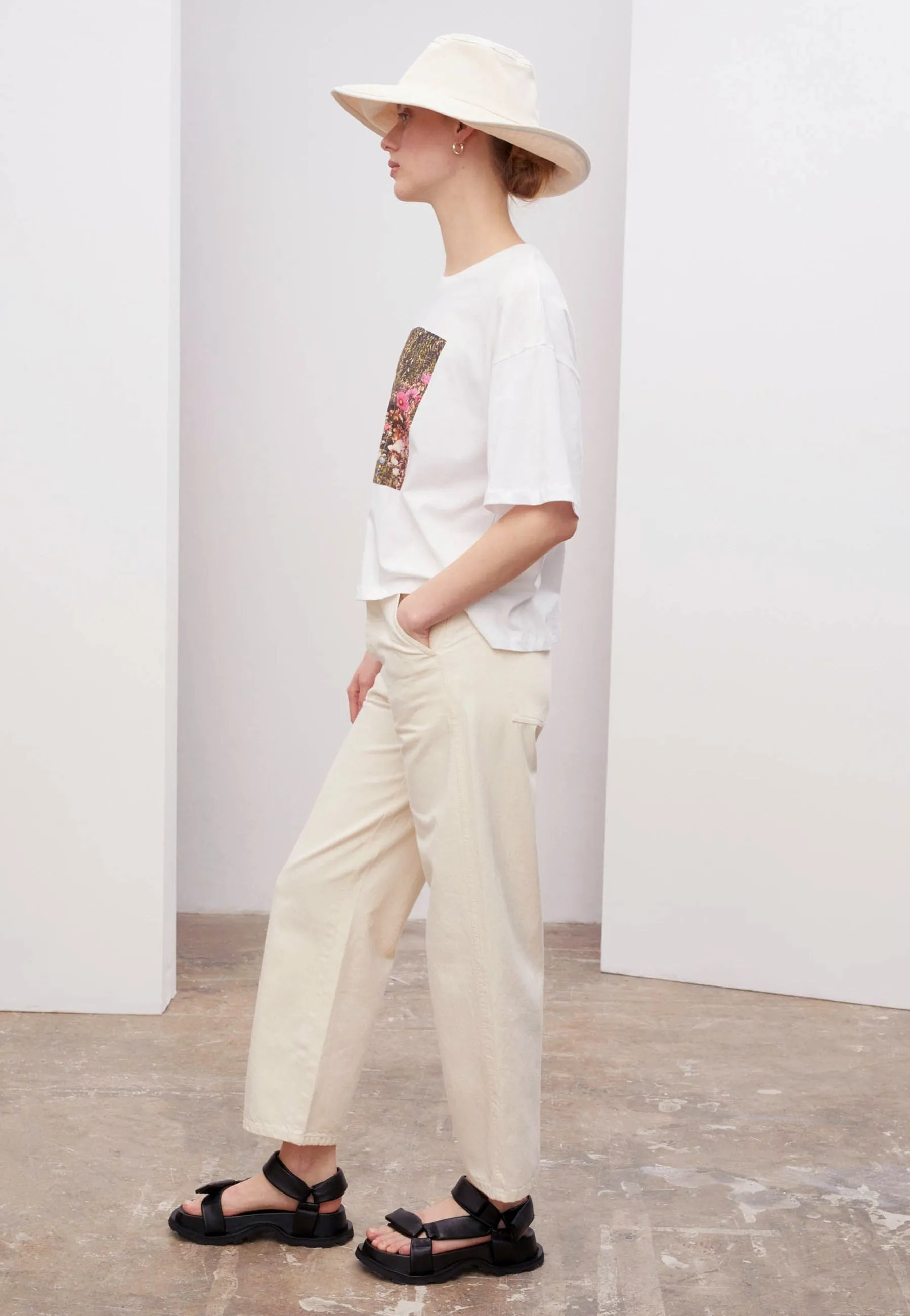 Garden T-Shirt - white