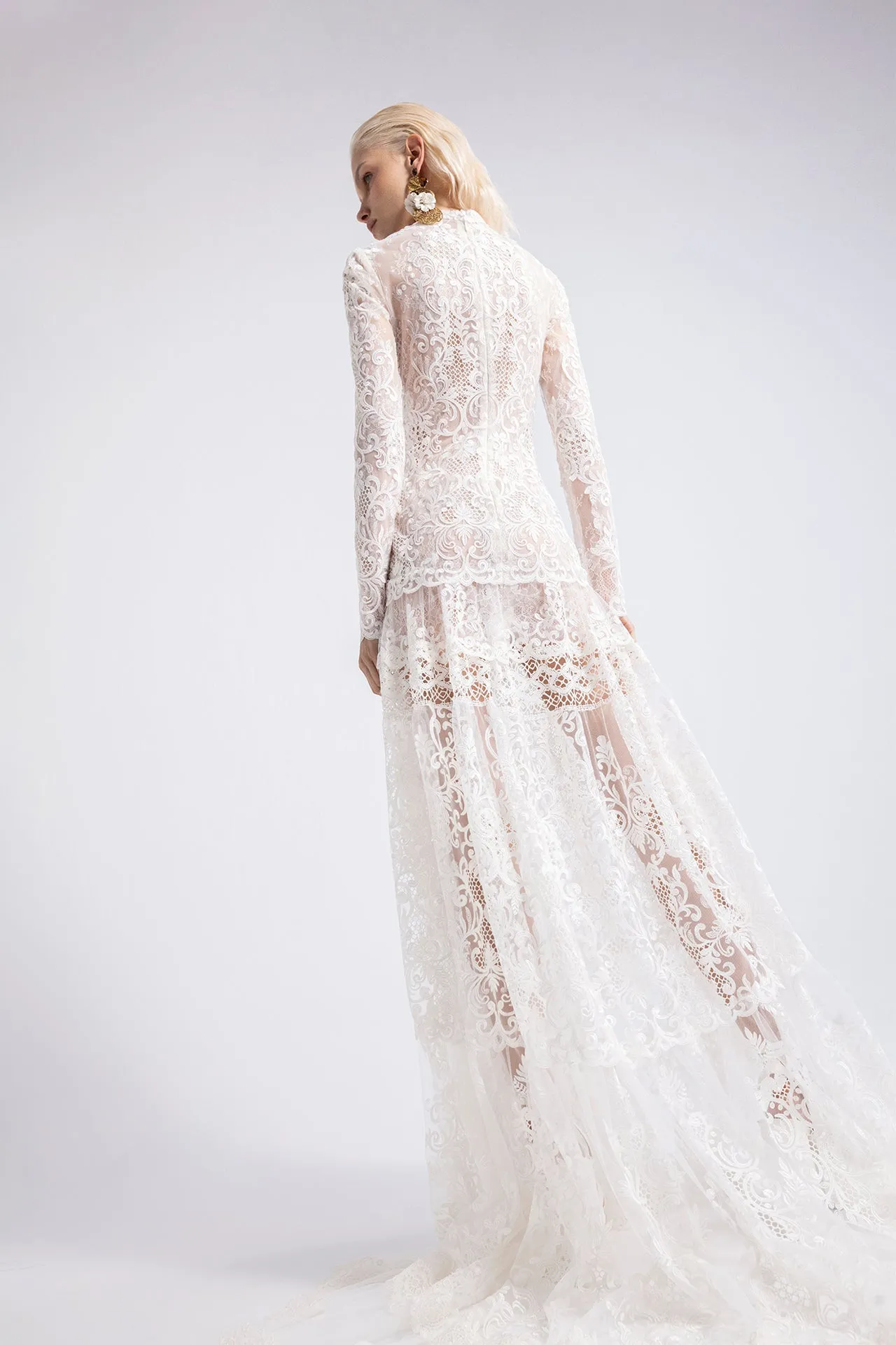 Long-Sleeved Lace Wedding Dress