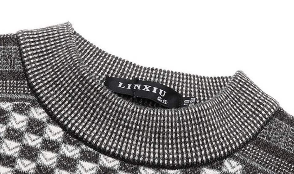 Men's Elegant Checkered Fleece Pullover Sweater | Ideal for Autumn/Winter