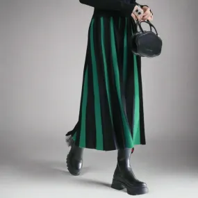 Pleated Design with Mint Green & Black