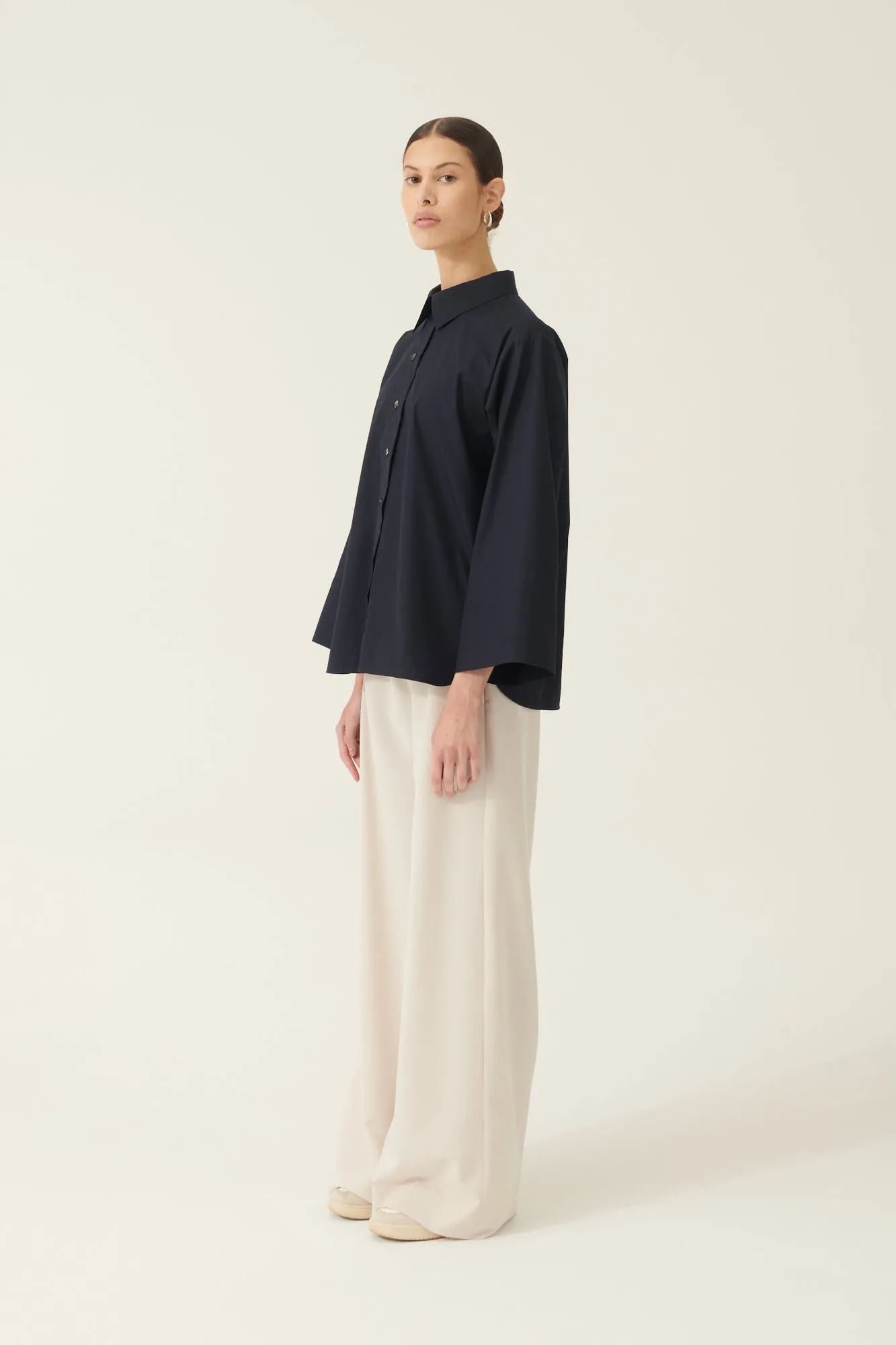 SHINO NON IRON POPLIN - NAVY